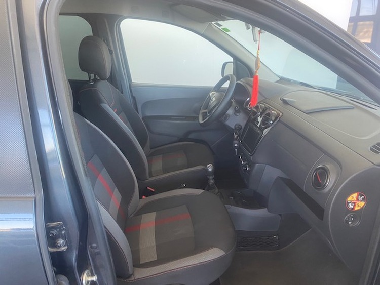 Dacia Lodgy  Blue dCi 85kW foto 9