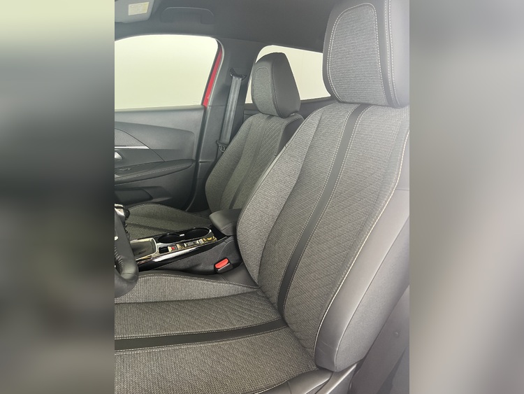 Peugeot 2008 ALLURE 1.2 PTECH  foto 8