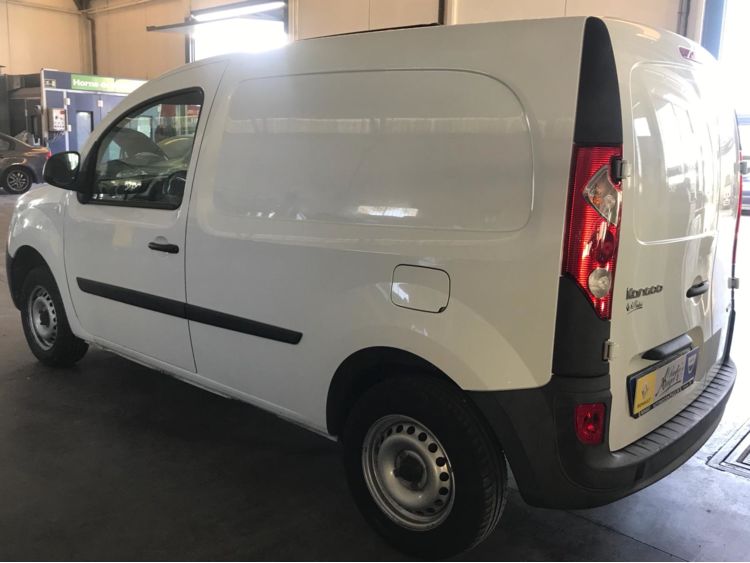 Renault Kangoo furgón 1.5 DCI 75 CV foto 9